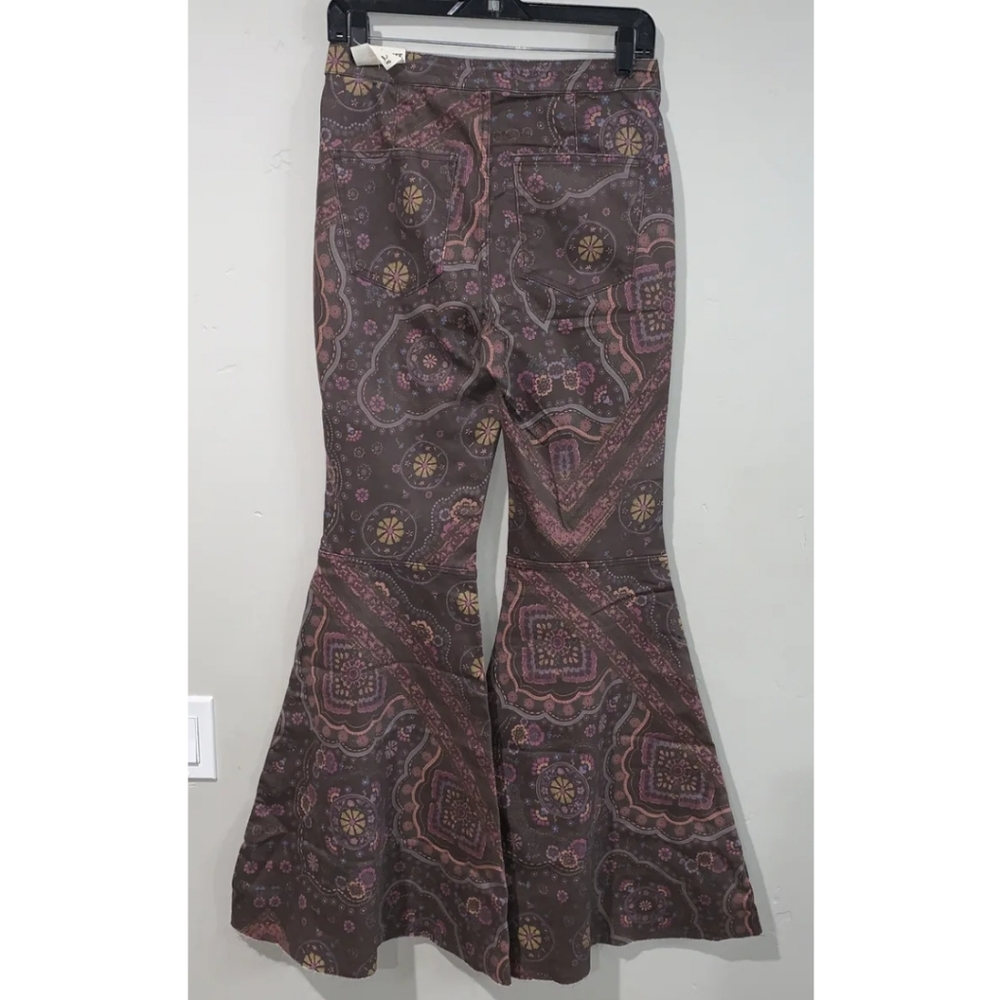 Just Float On Printed Flare Jeans - Picture 10 of 14